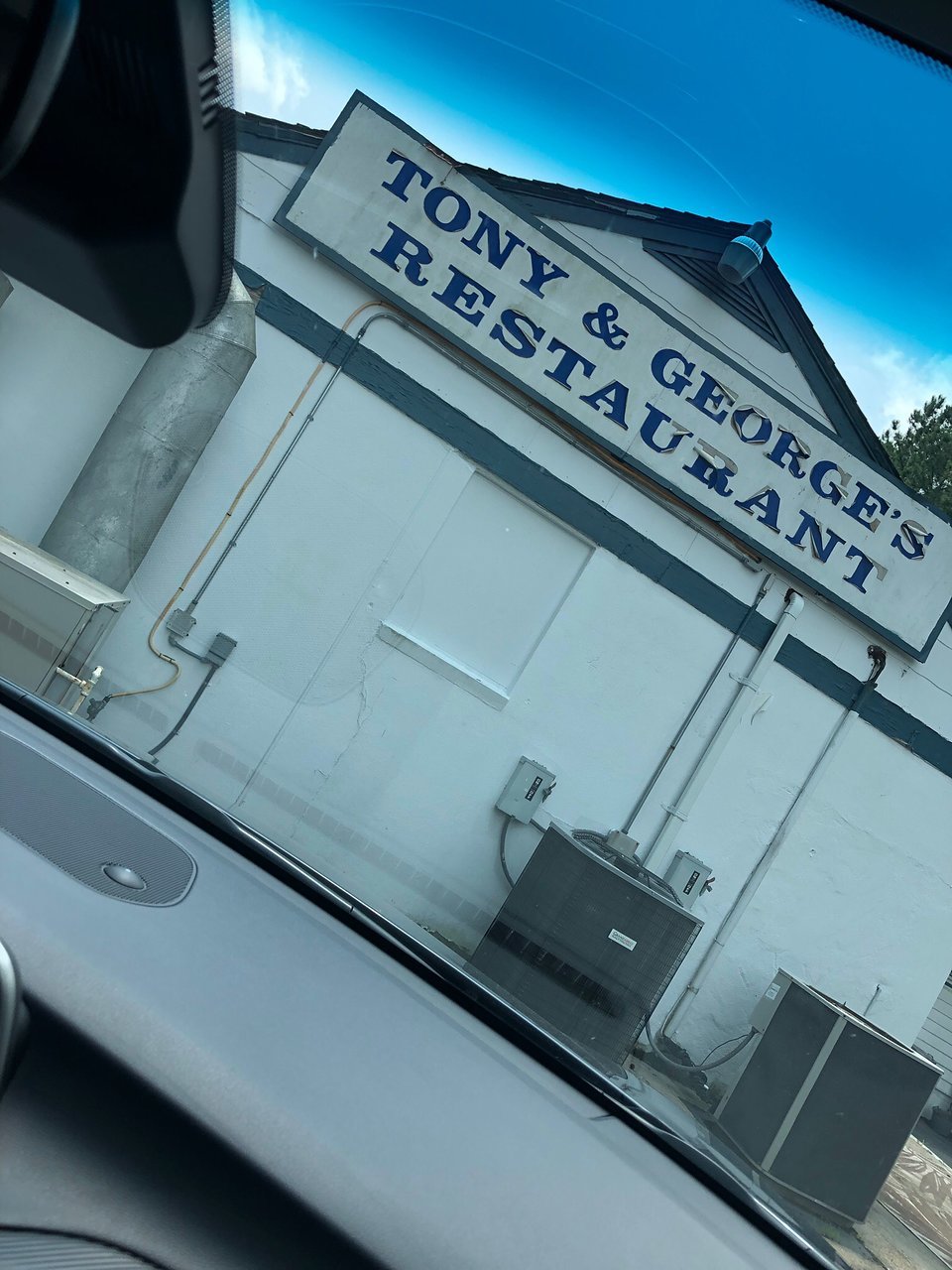 Tony & George`s Seafood & Italian Restaurant